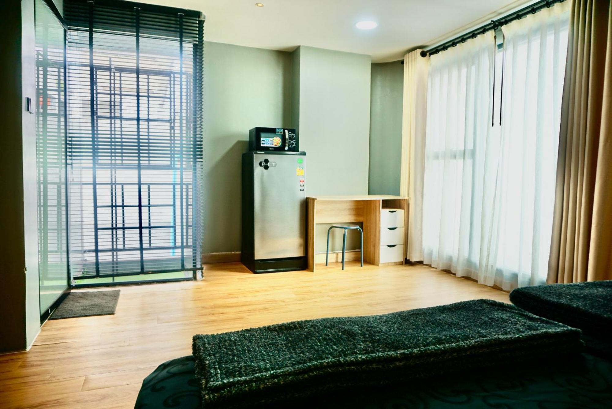 Hash Apartment With Unique Chill Design At Silom Soi 3 Bangkok Zewnętrze zdjęcie