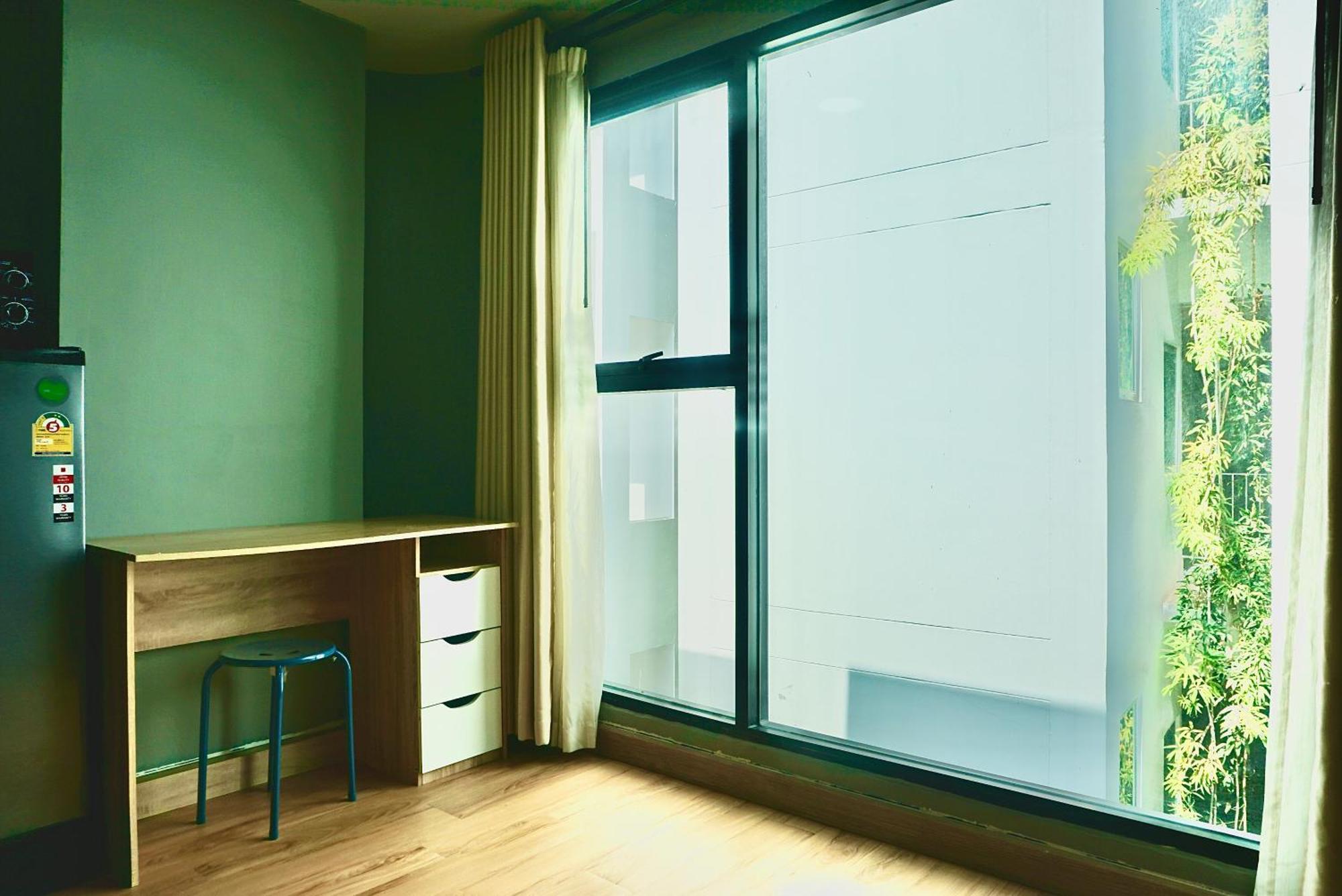 Hash Apartment With Unique Chill Design At Silom Soi 3 Bangkok Zewnętrze zdjęcie