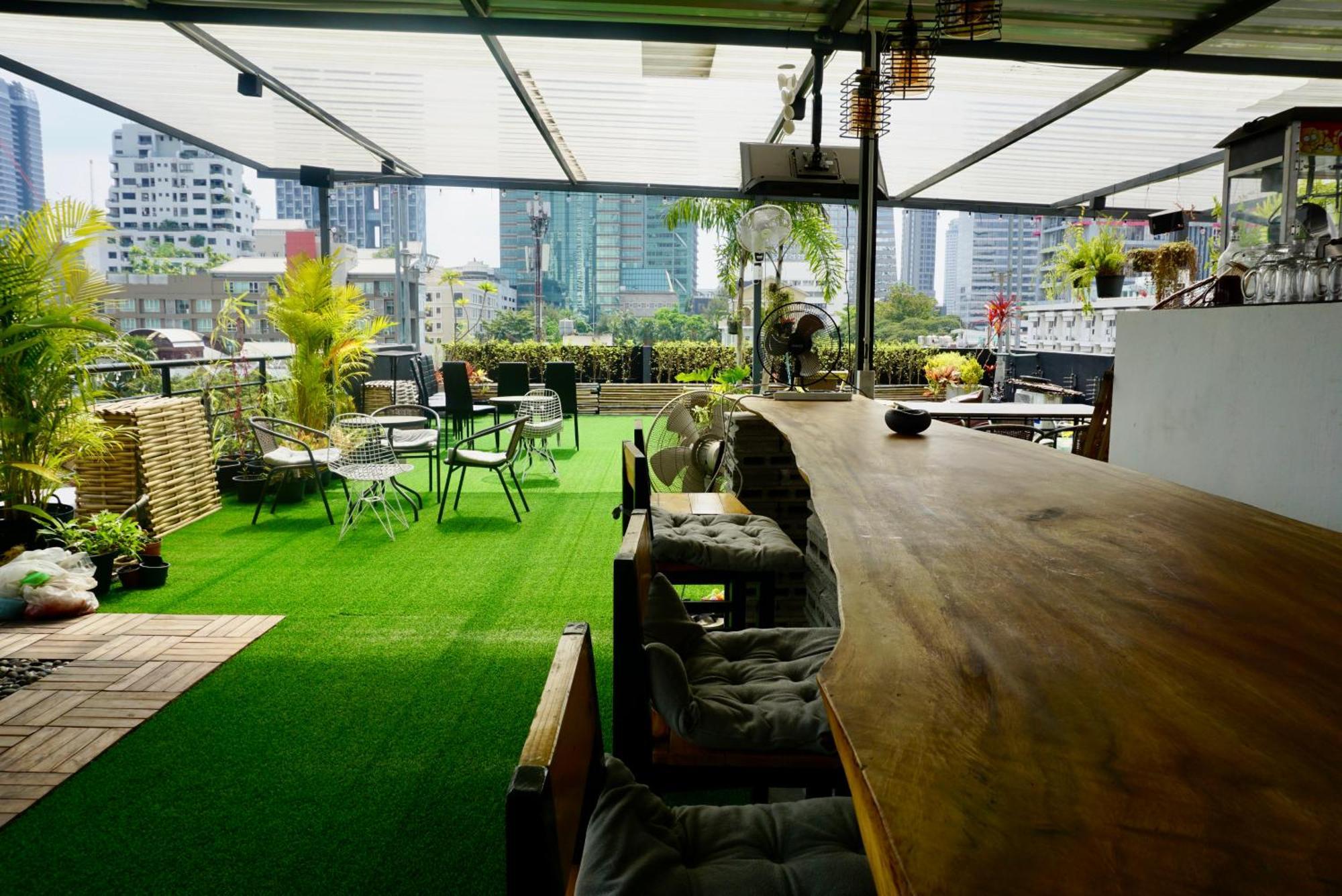 Hash Apartment With Unique Chill Design At Silom Soi 3 Bangkok Zewnętrze zdjęcie