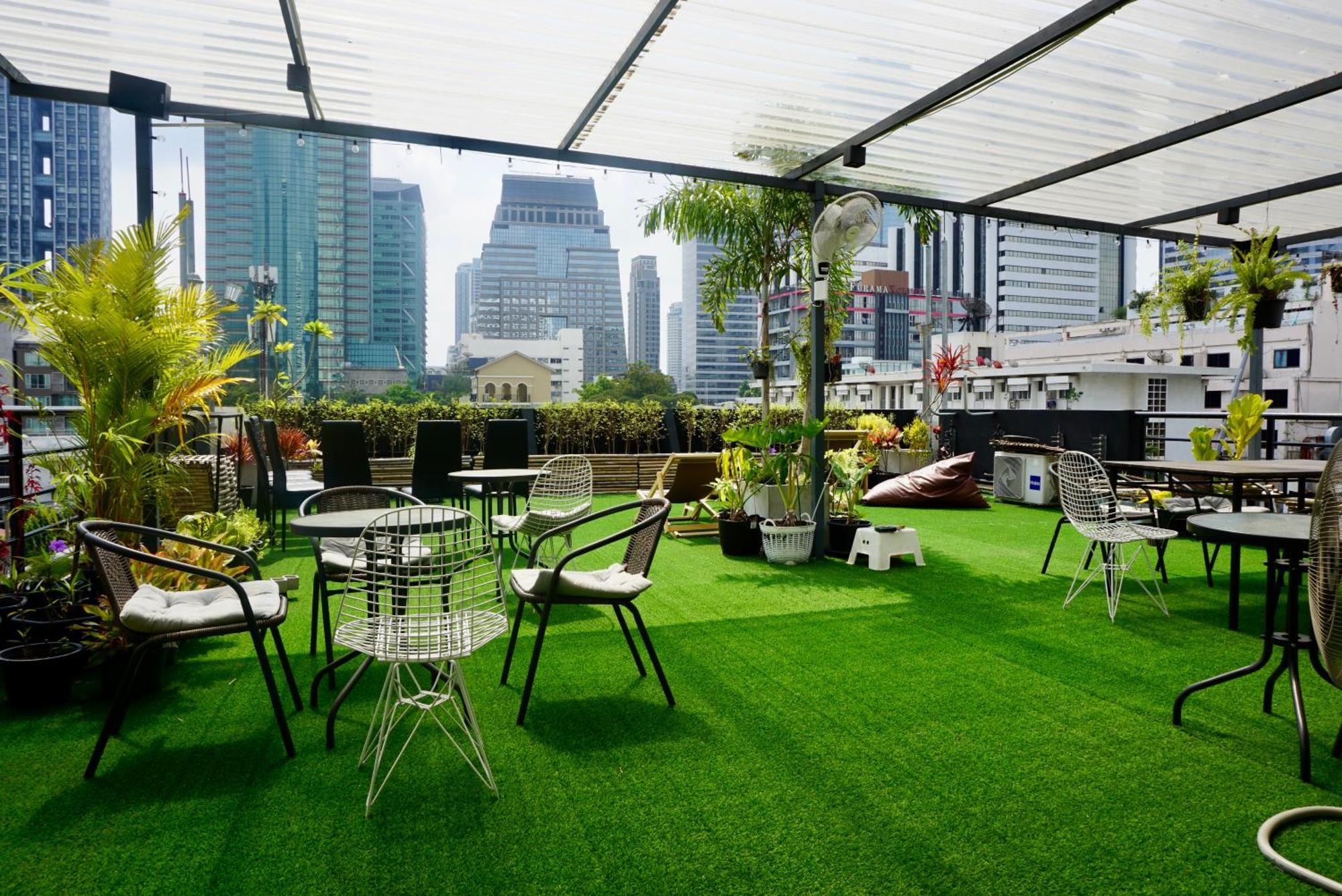 Hash Apartment With Unique Chill Design At Silom Soi 3 Bangkok Zewnętrze zdjęcie